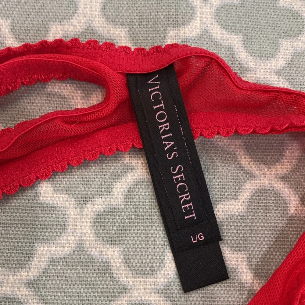 Vintage Victoria’s Secret Sexy Little Things Red Sequin Bow Mesh Thong L